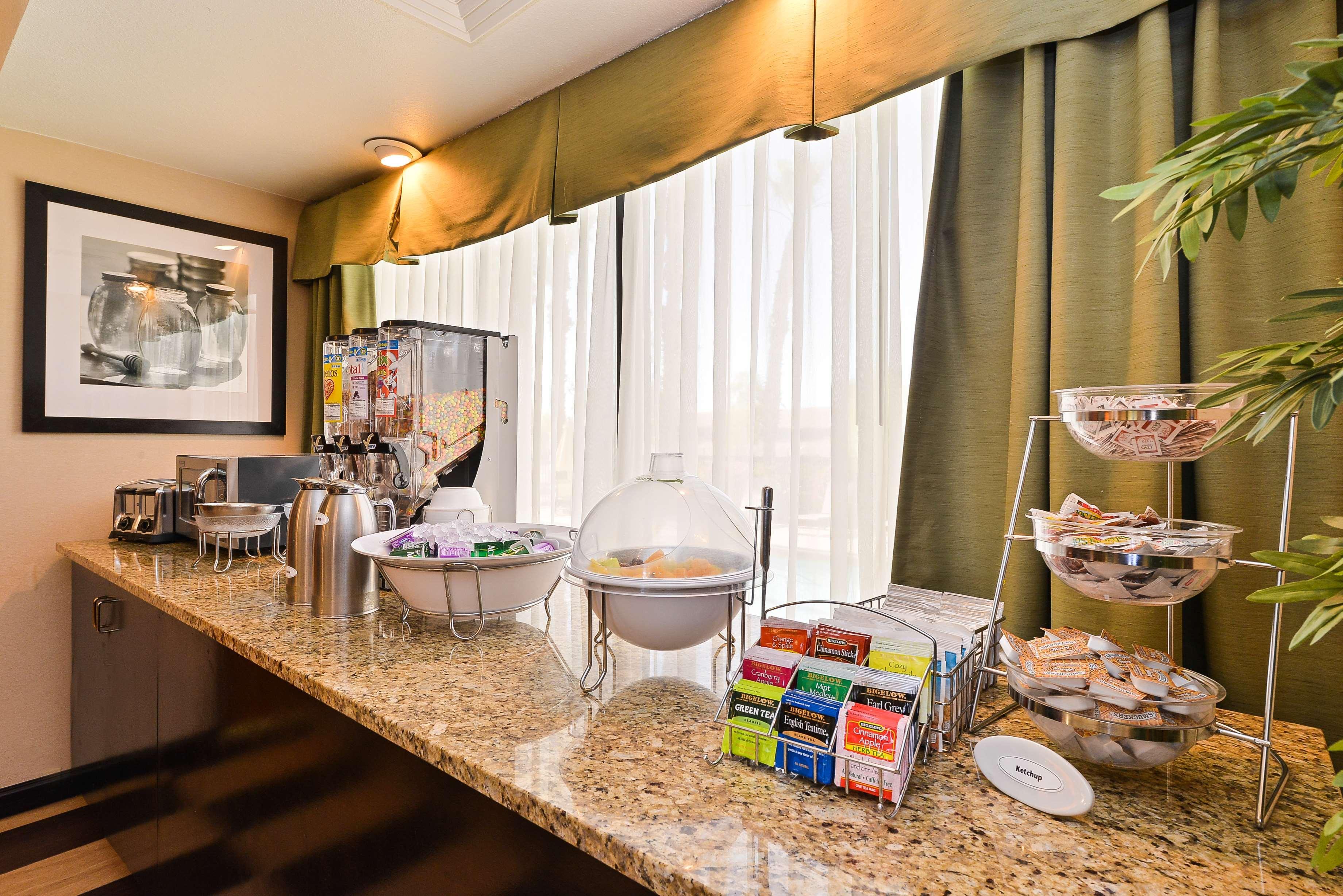 Best Western Plus Mesa Exterior photo