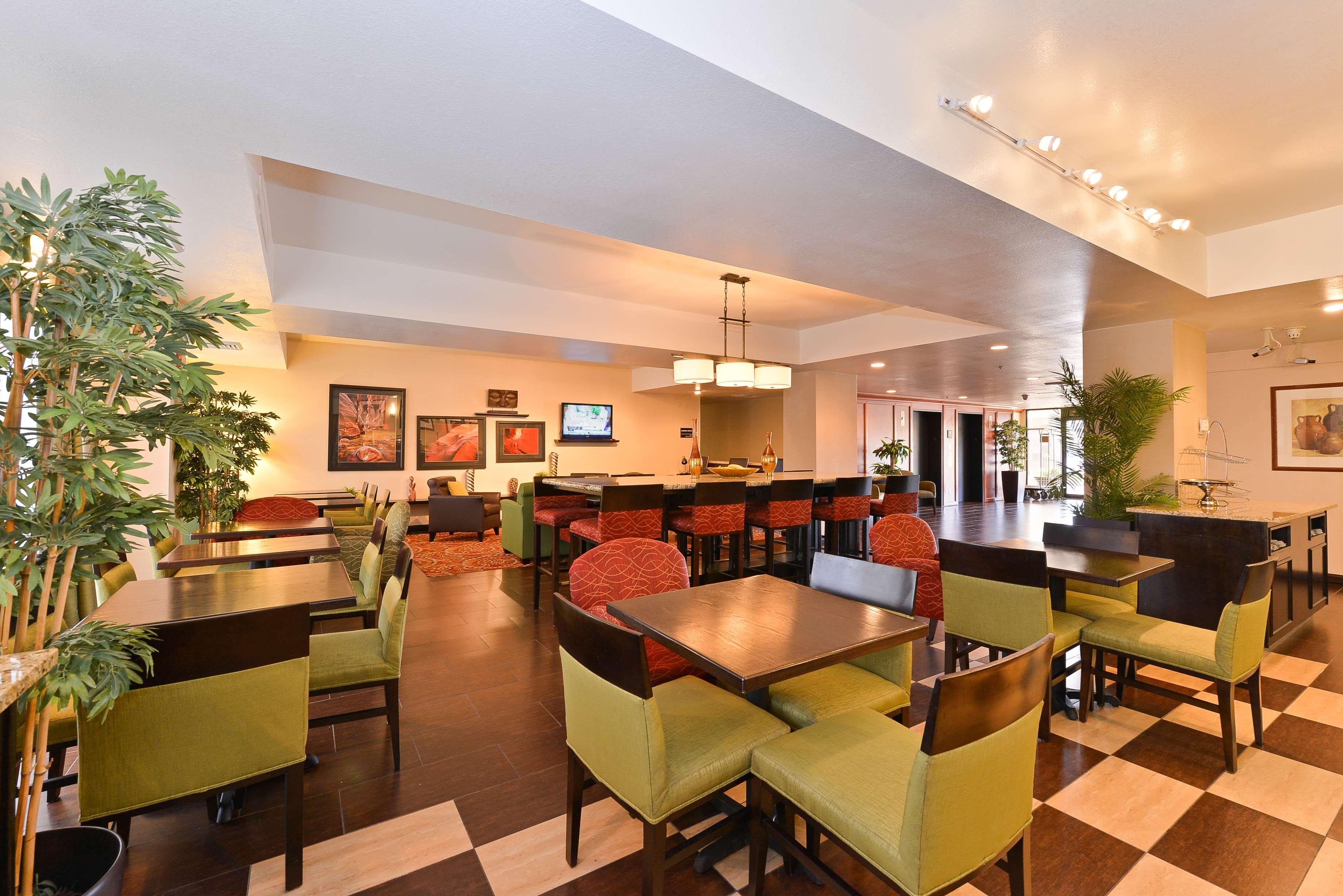Best Western Plus Mesa Exterior photo